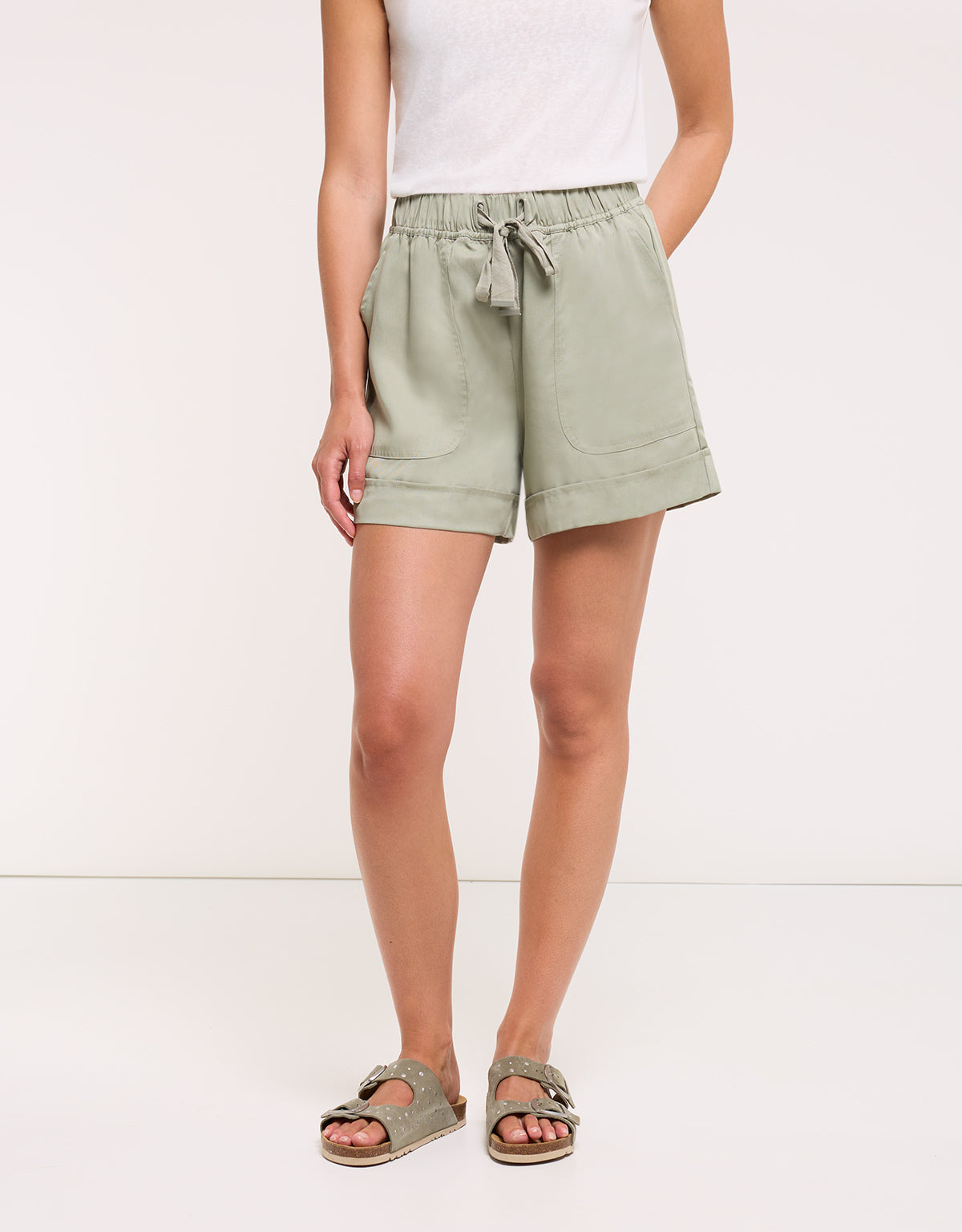 Khaki Shorts – Ducano