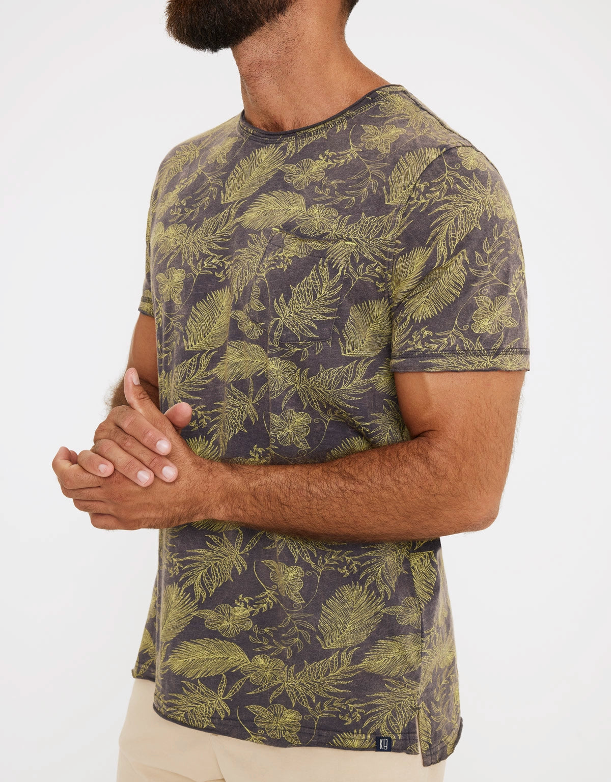 Short Sleeve Leaf Print T-Shirt - Mauicam