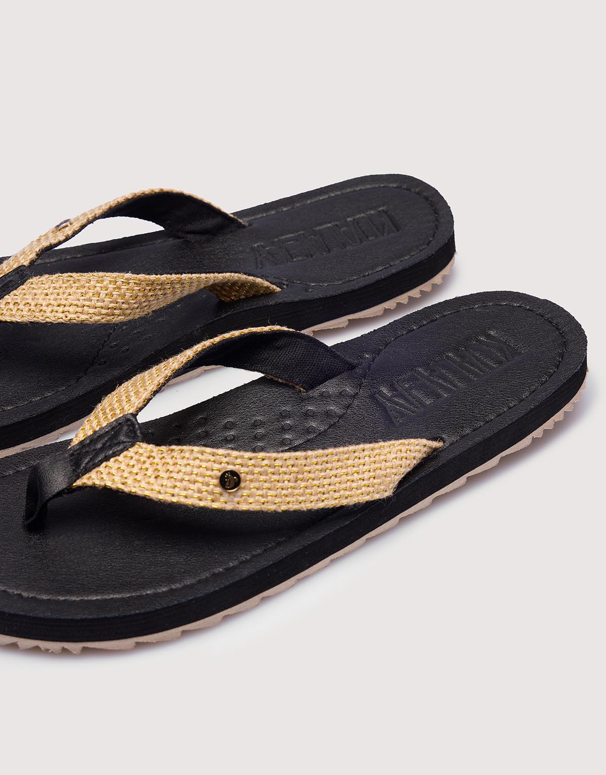 Black Toe Flip-Flop - Ulvora