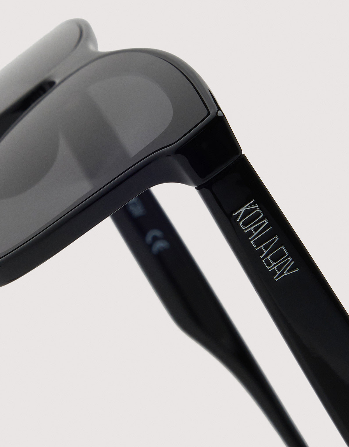Gafas de Sol Negro - Saratt 6