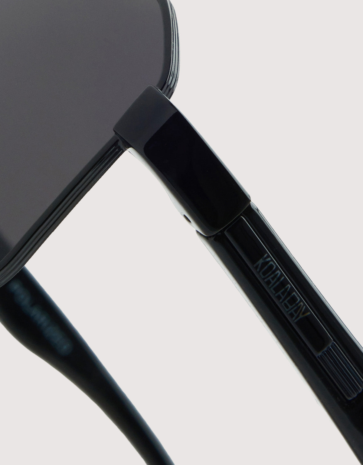 Gafas de Sol Negro - Comi 6