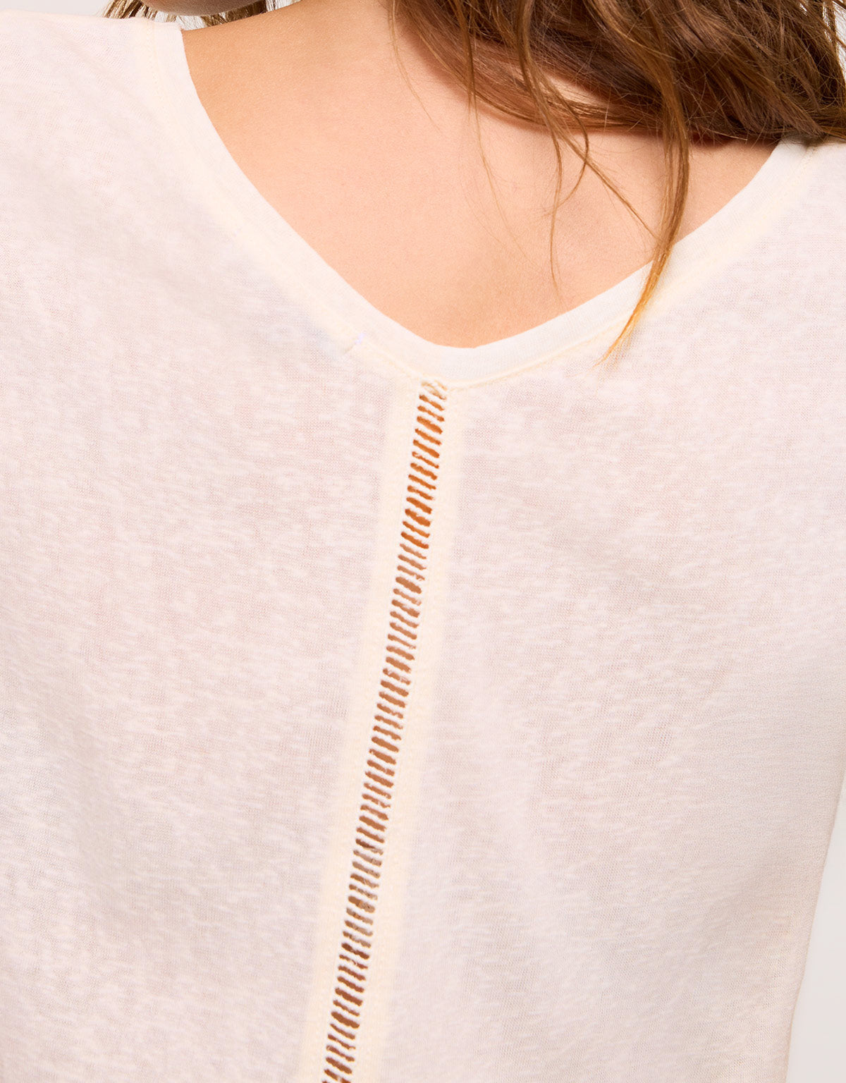 Camiseta Tirantes Detalle Calado Espalda Beige - Kia 4