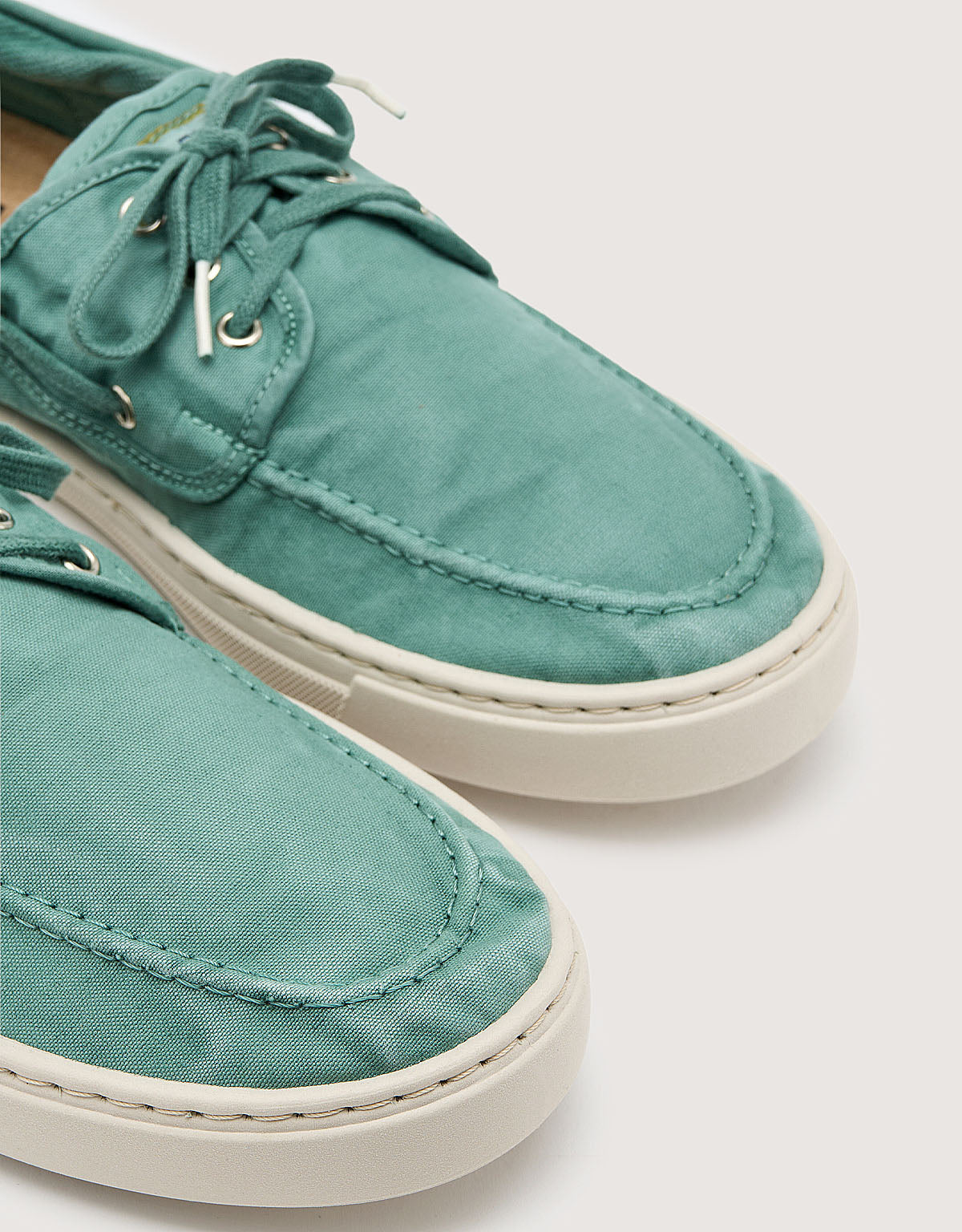 Green Boat Shoes - Nautic