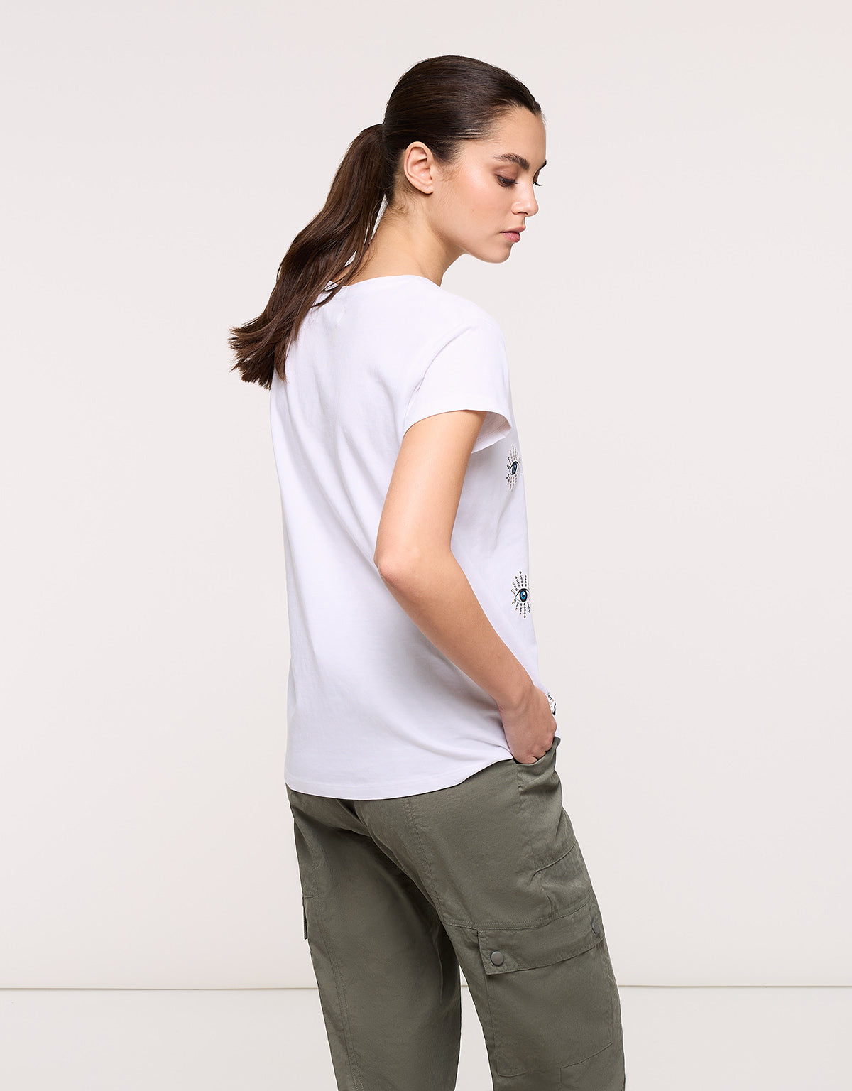 White Evil Eye T-Shirt - Olhosa