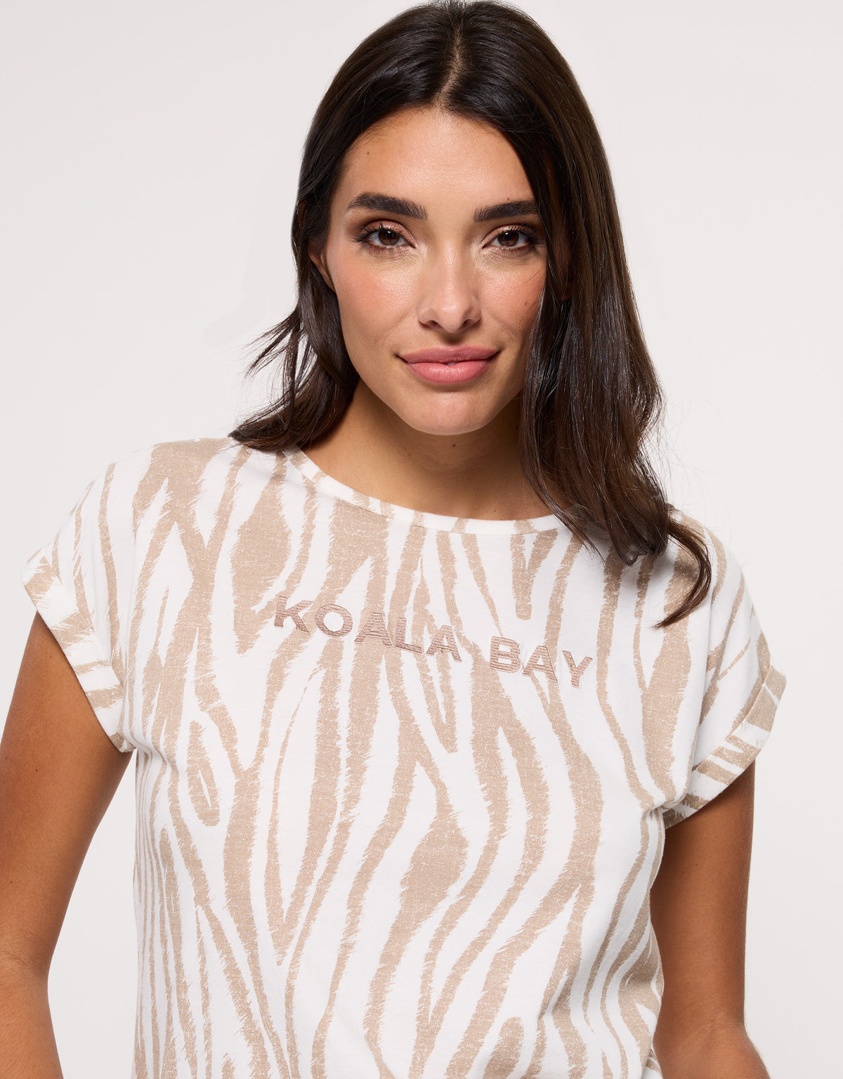 Camiseta Manga Corta Beige - Zebrira 3