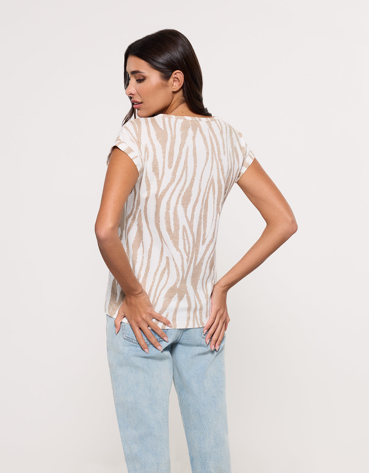 Camiseta Manga Corta Beige - Zebrira 5