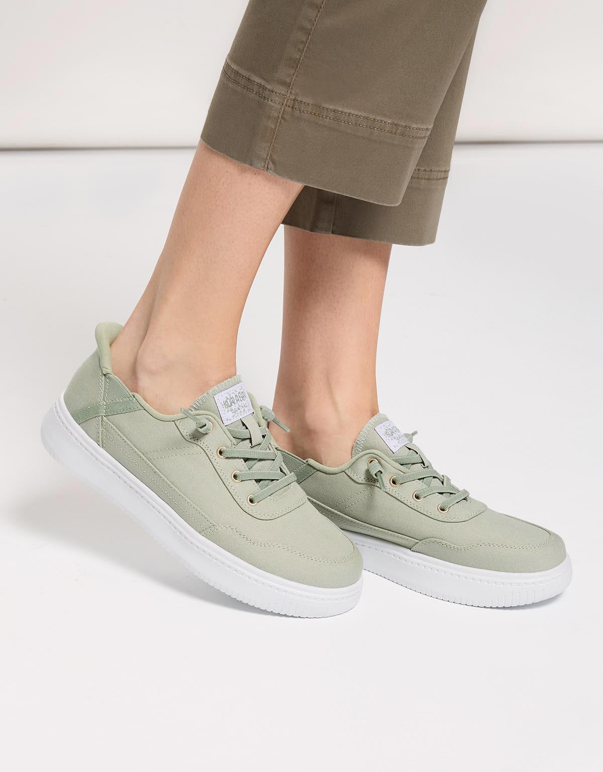 Mint Sneakers - Bianca
