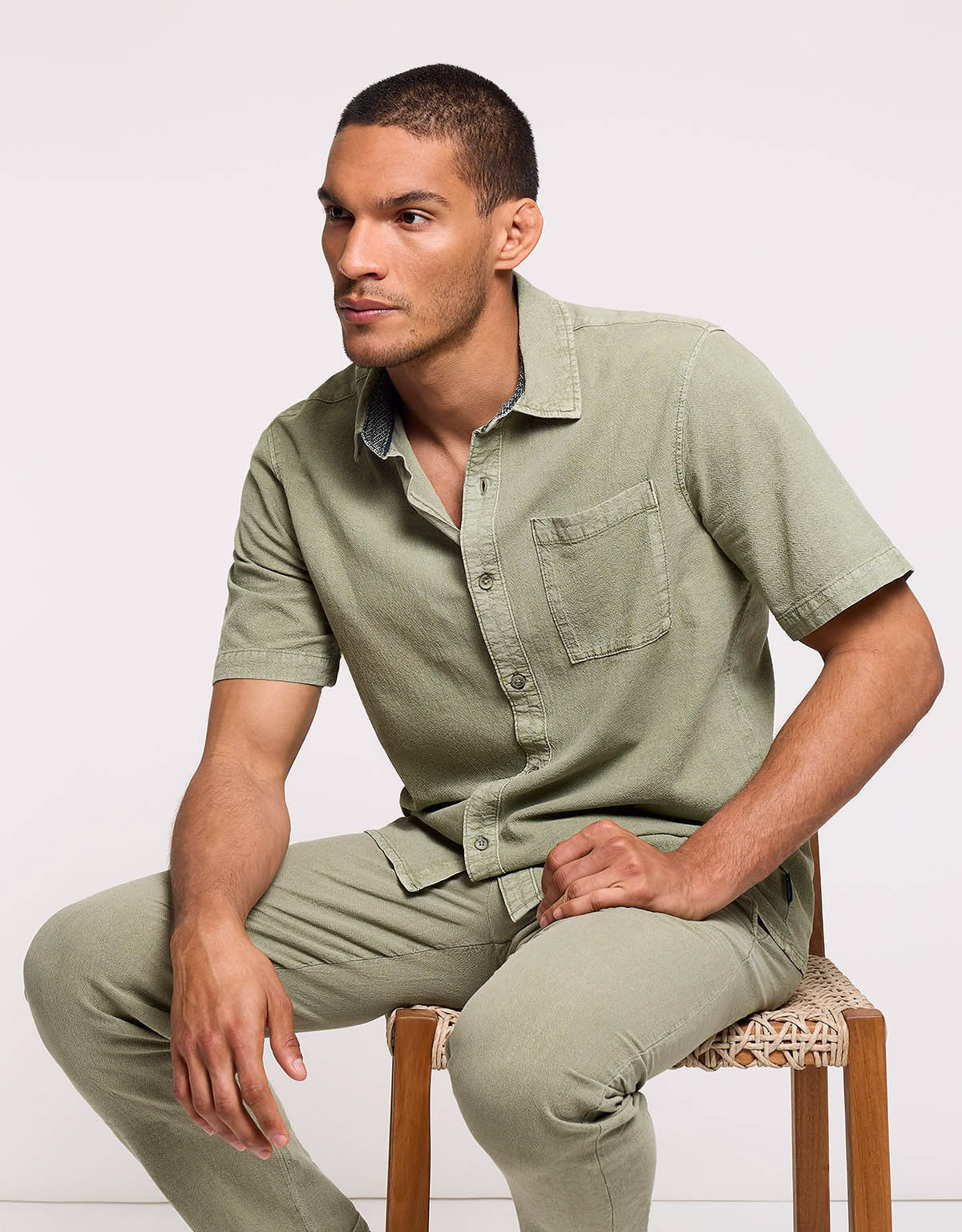 Short-Sleeve Khaki Shirt - Guatape