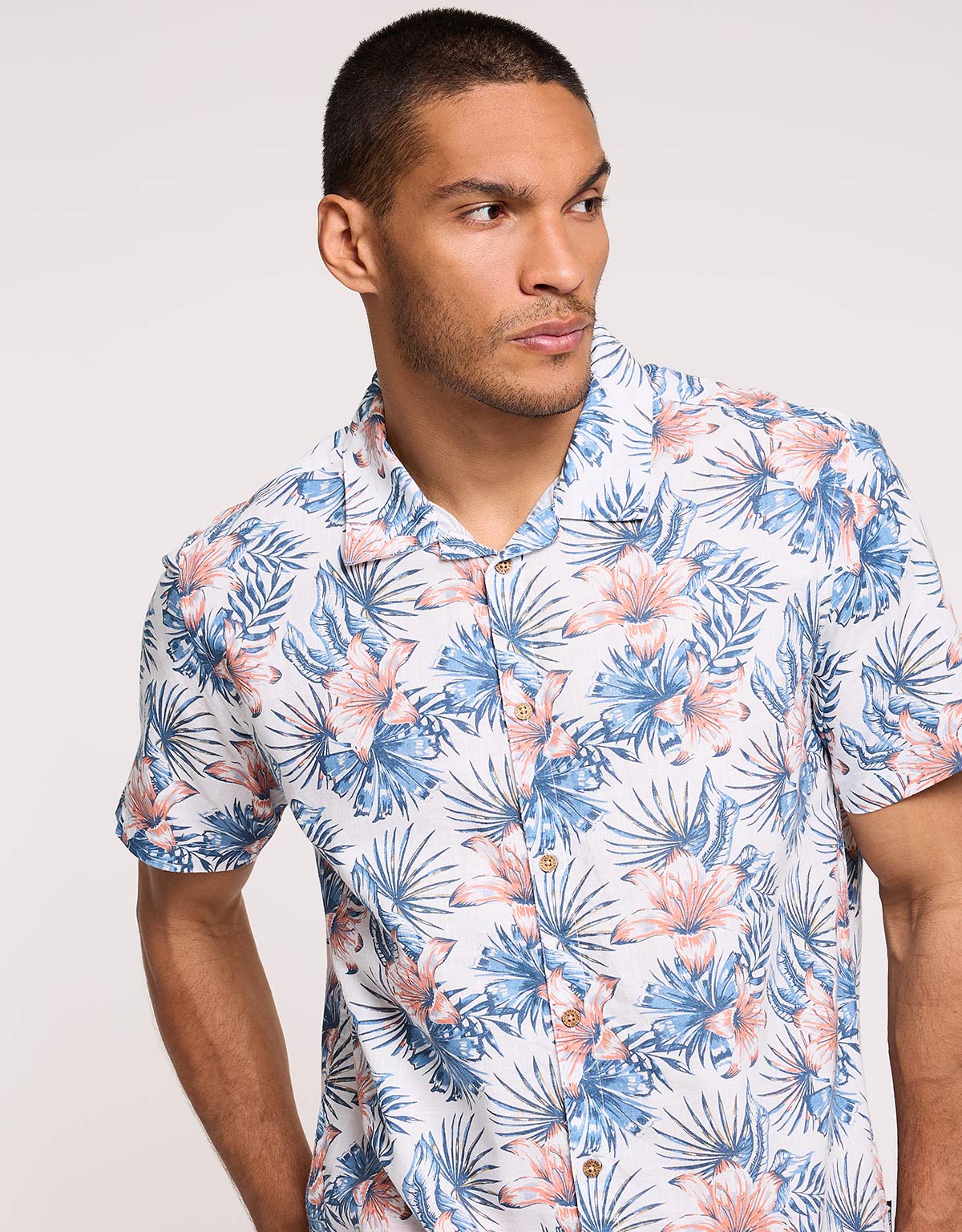 Camisa Flores Manga Corta Blanco - Bikor 4