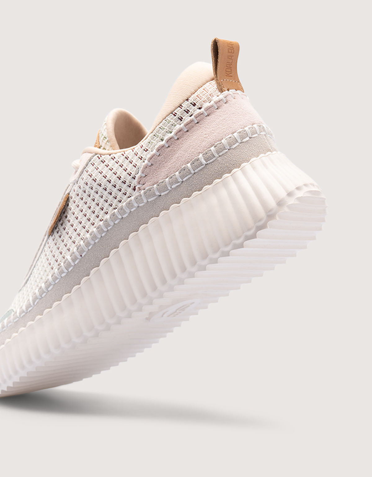 Rose Sneakers - Trevino