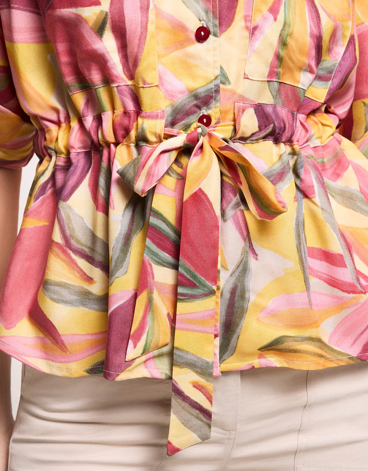 Multicolour Short-Sleeve Blouse - Mistyque