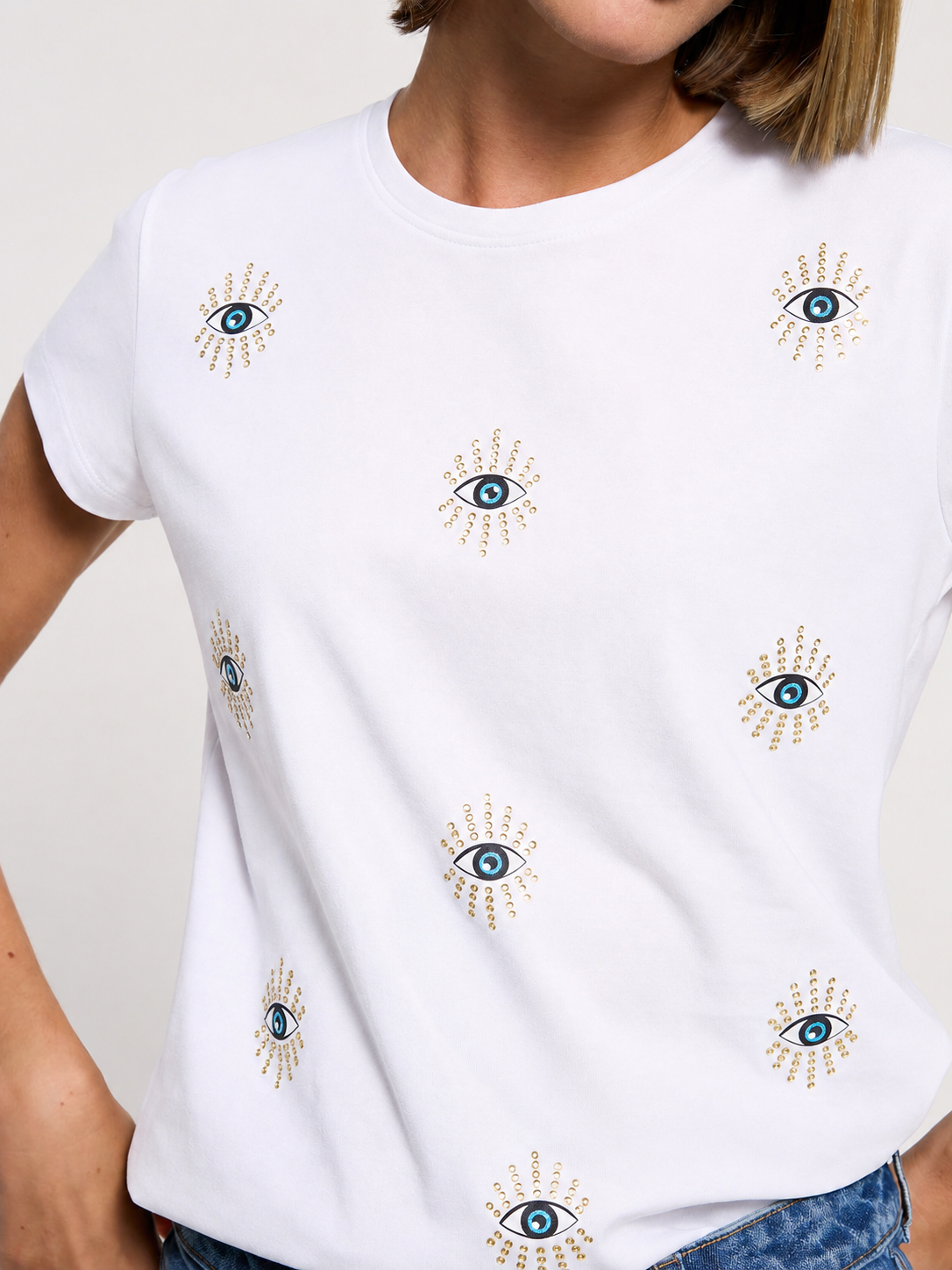 White Evil Eye T-Shirt - Olhosa