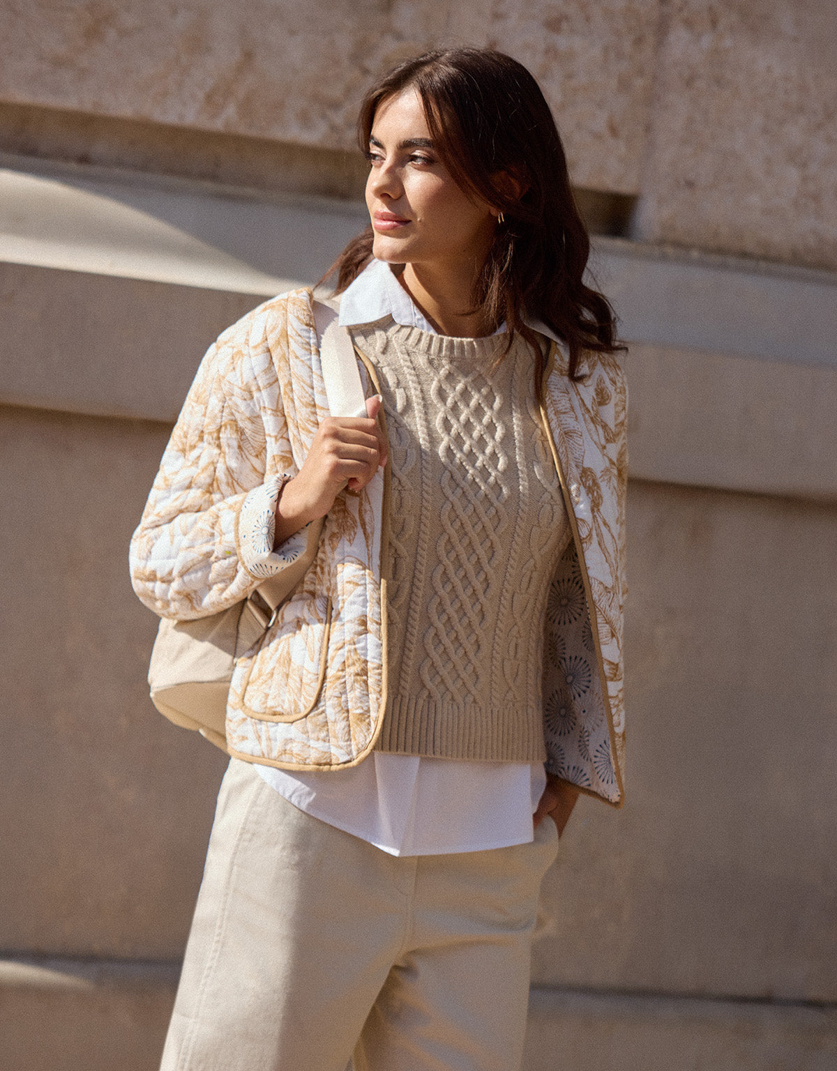 Beige Vest - Lapica