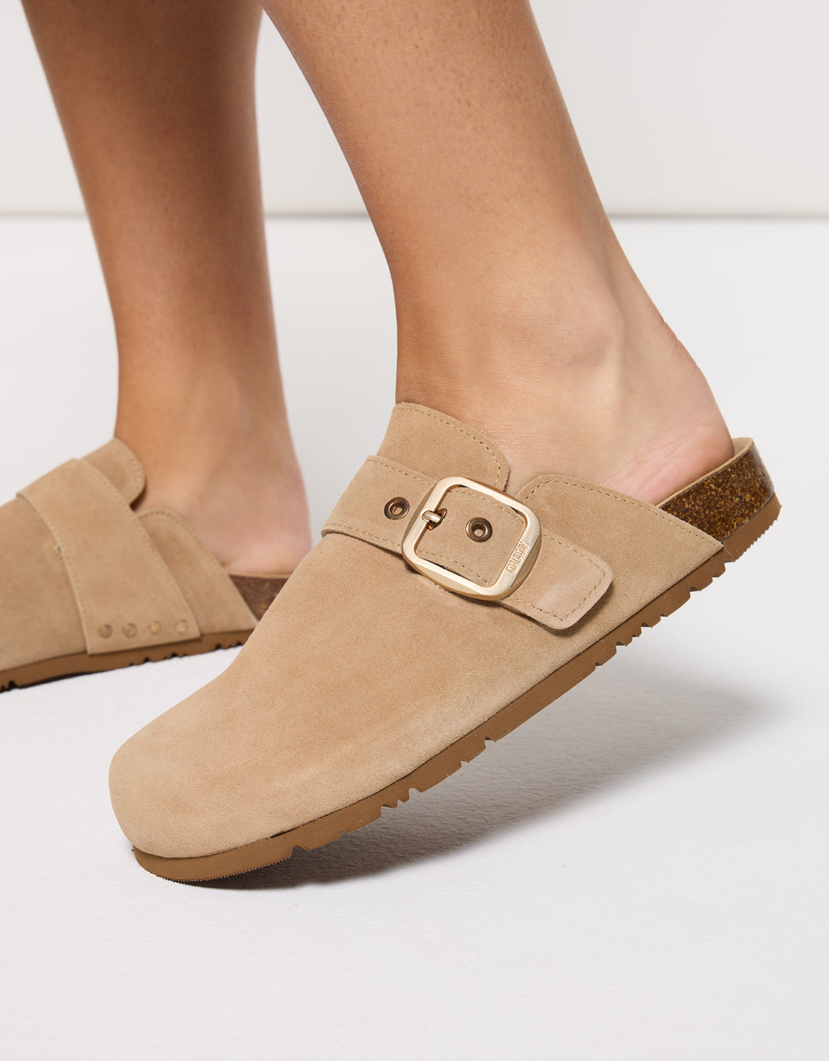 Camel Suede Clog - Oslo
