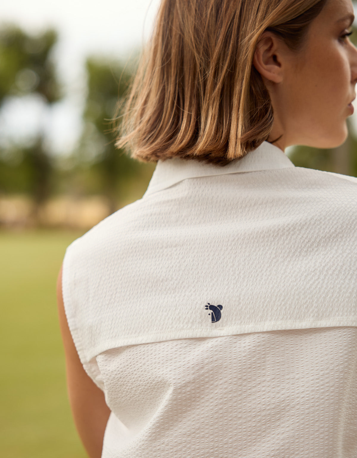 Sleeveless Shirt - Kenita