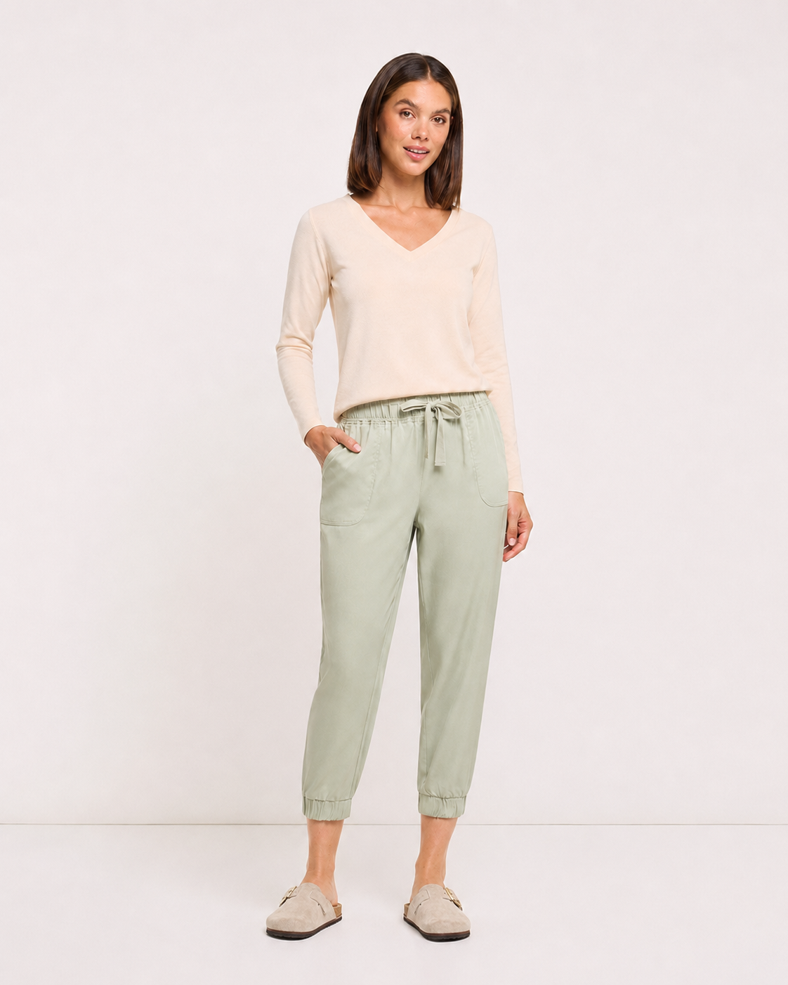 Khaki Long Trousers – Axelio