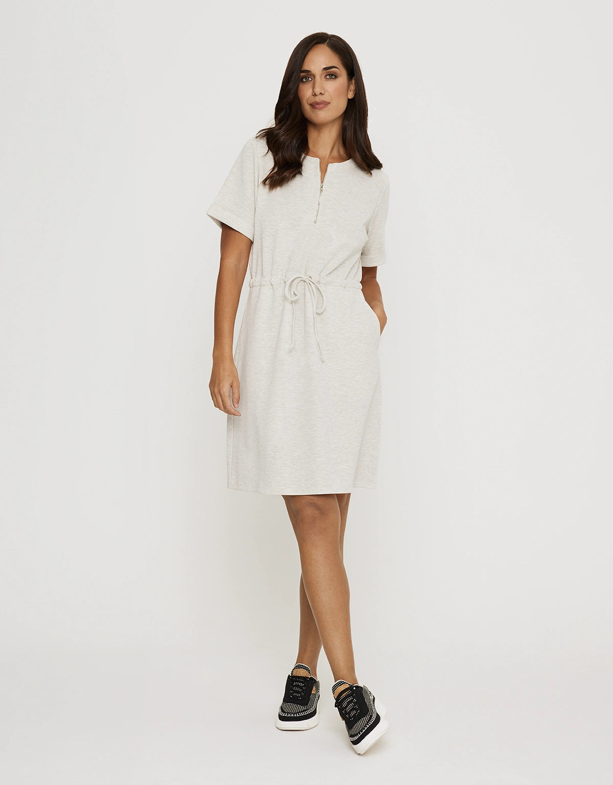 Vestido Corto Gris - Rissen 
