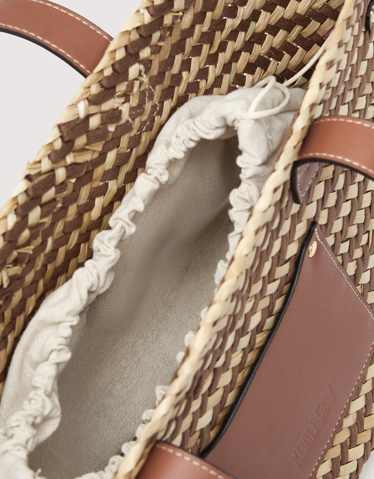 Brown Basket - Vynia