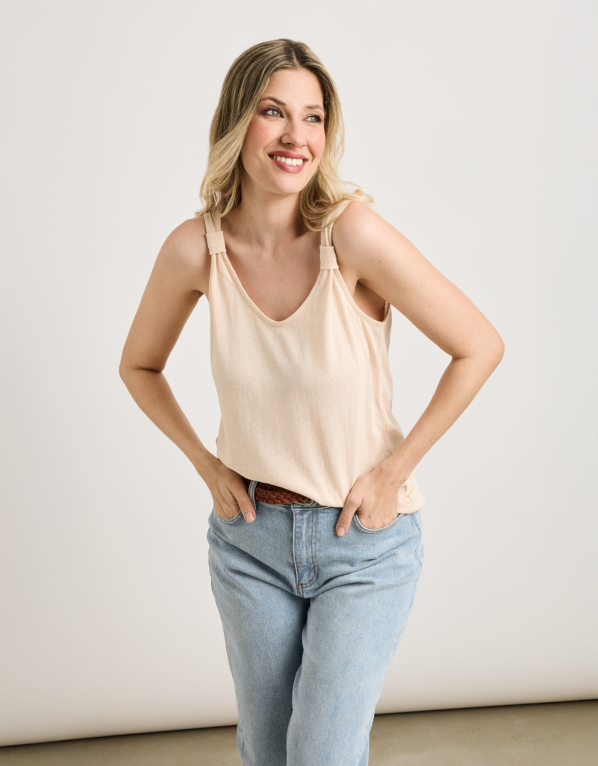 Camiseta Tirantes Beige - Daxin 