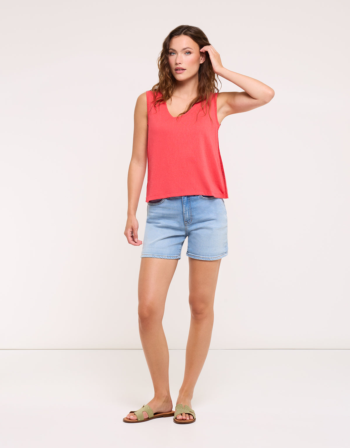 Coral Vest Top with Openwork Back Detail – Kia