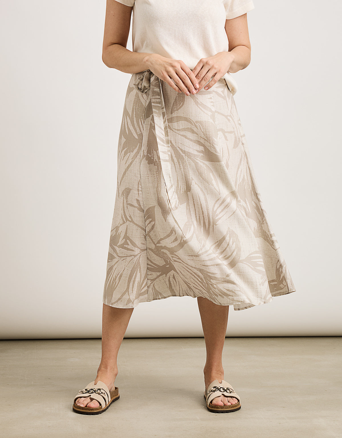 Falda Midi Beige - Trofe 