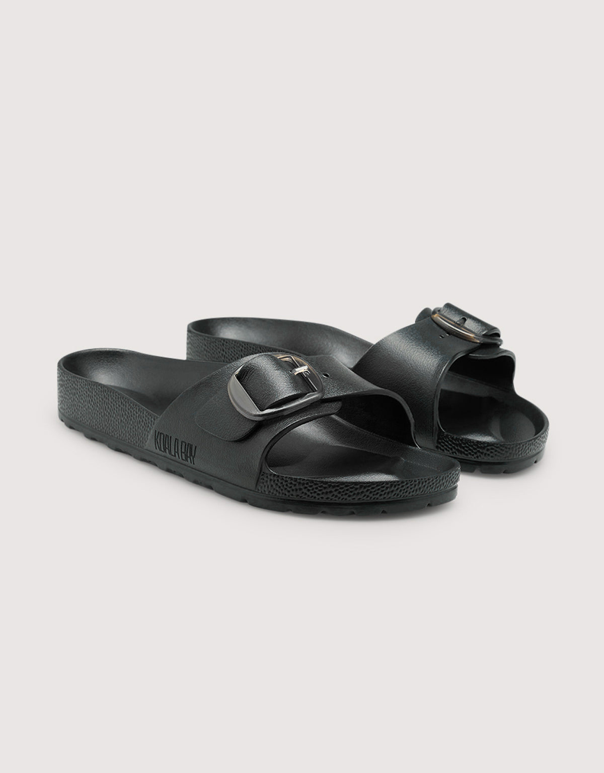 Black Flat Sandal - Lanai