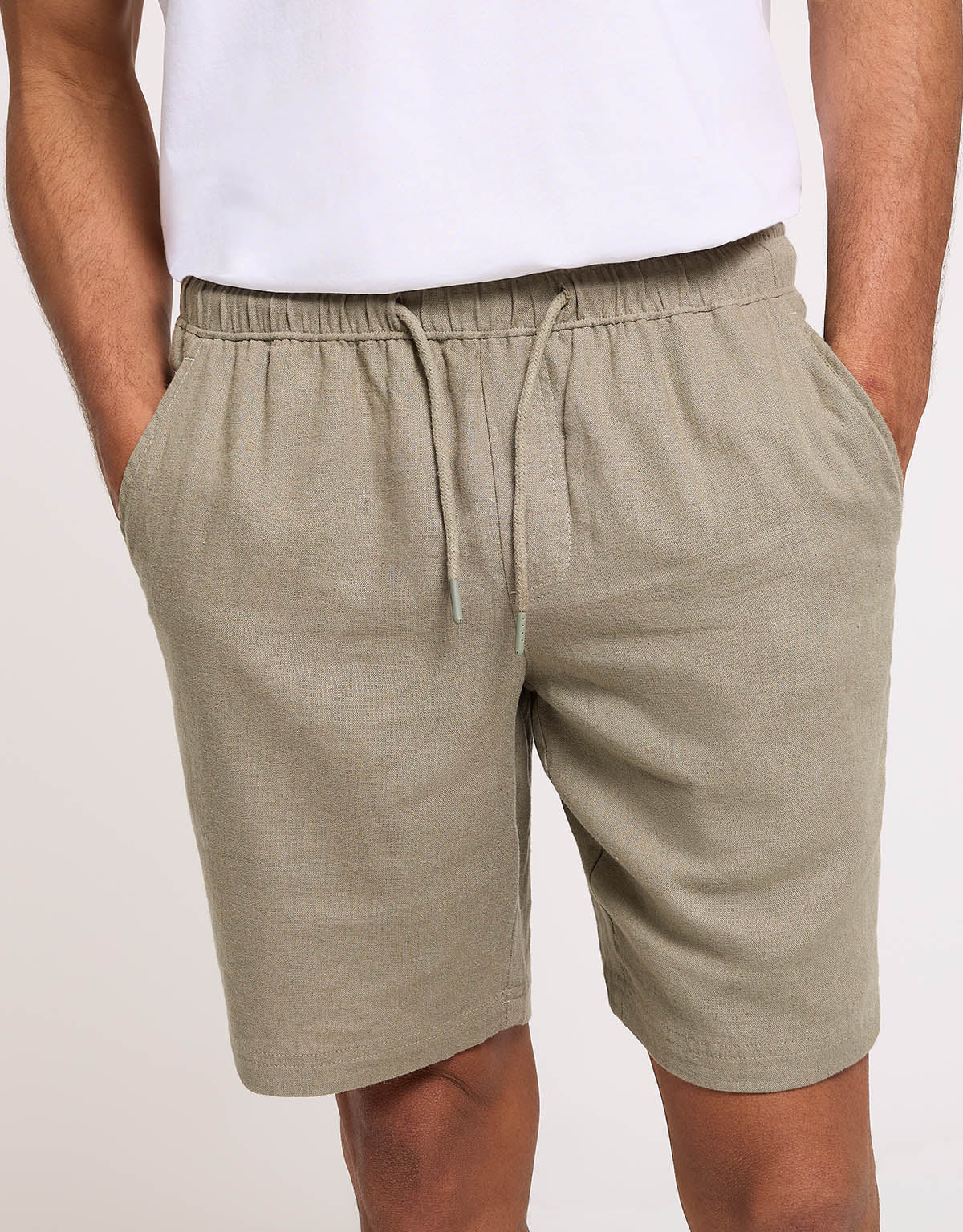 Linen Bermuda Shorts - Dumoto