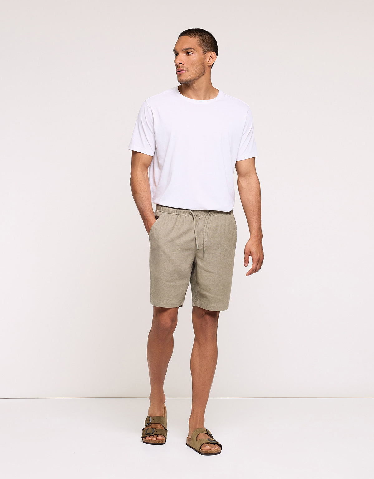 Linen Bermuda Shorts - Dumoto