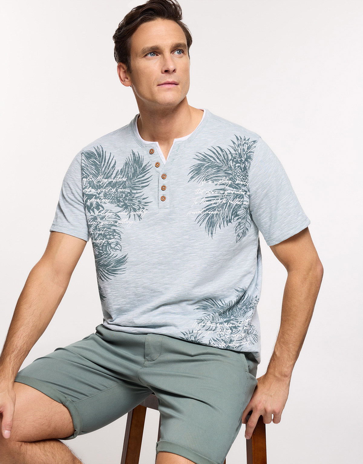 Green Tropical Print Short-Sleeve T-Shirt - Cliffs