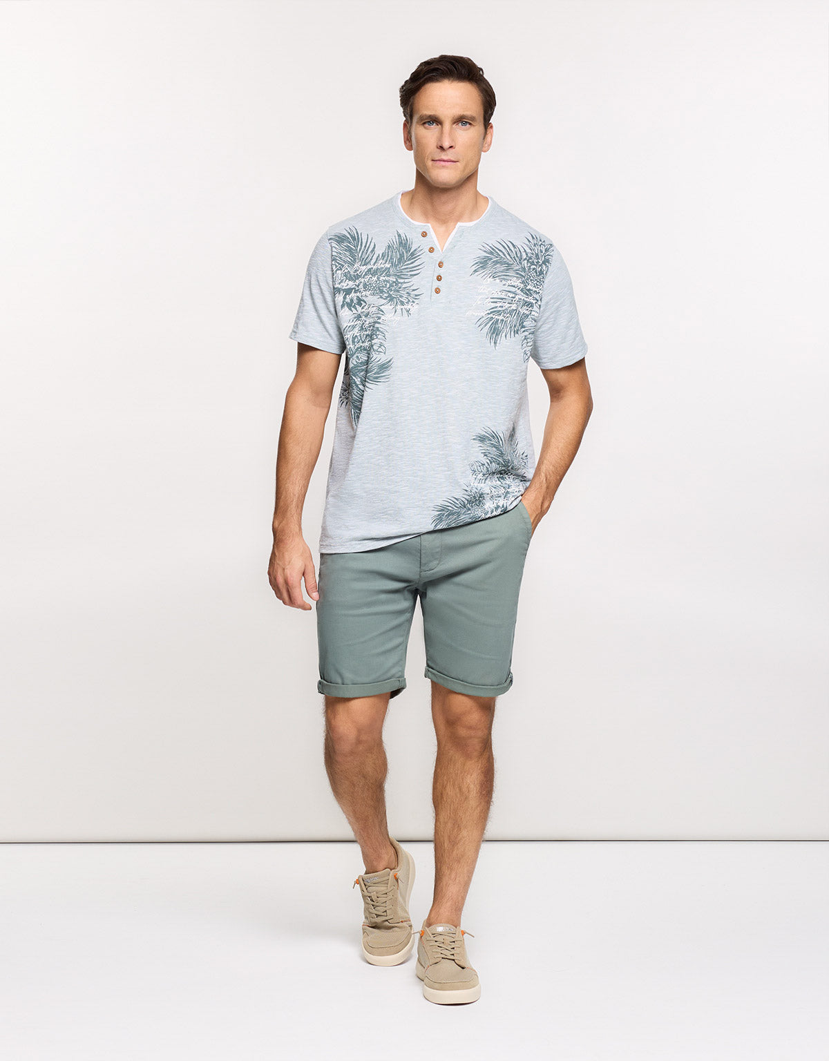 Green Tropical Print Short-Sleeve T-Shirt - Cliffs