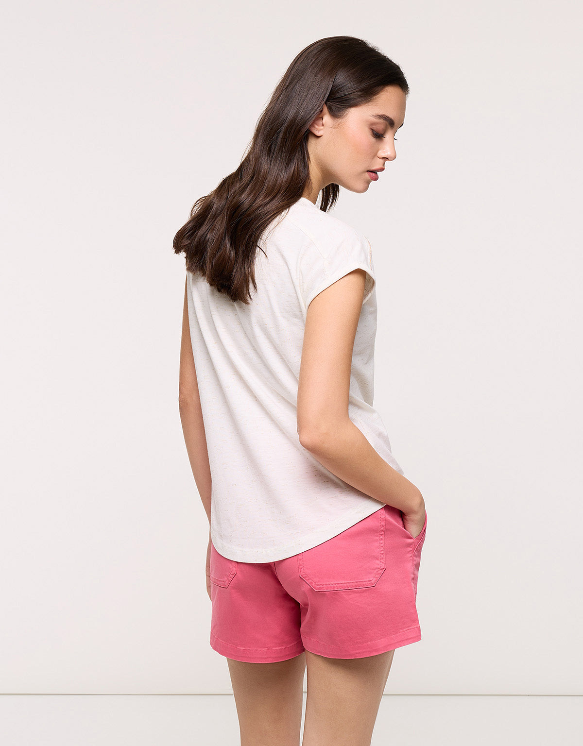 Camiseta Manga Corta Beige - Shimero 26