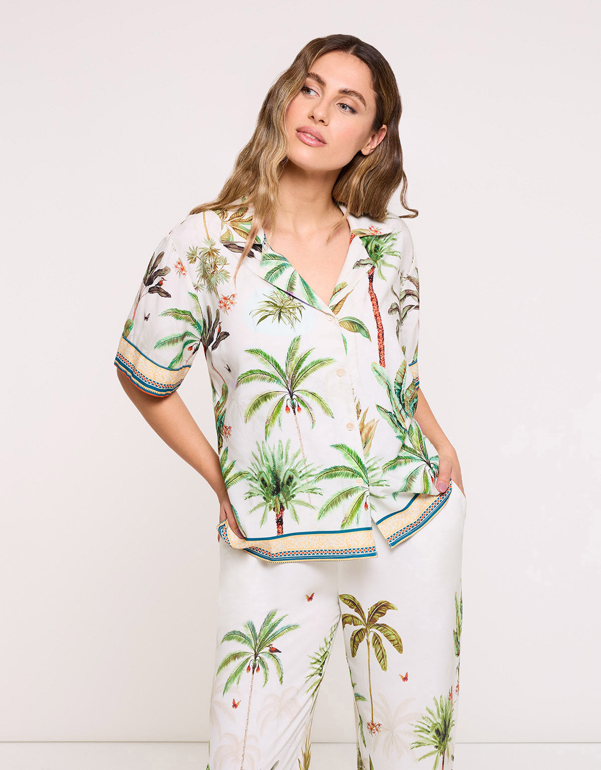 Short-Sleeved Yellow Shirt - Kasams