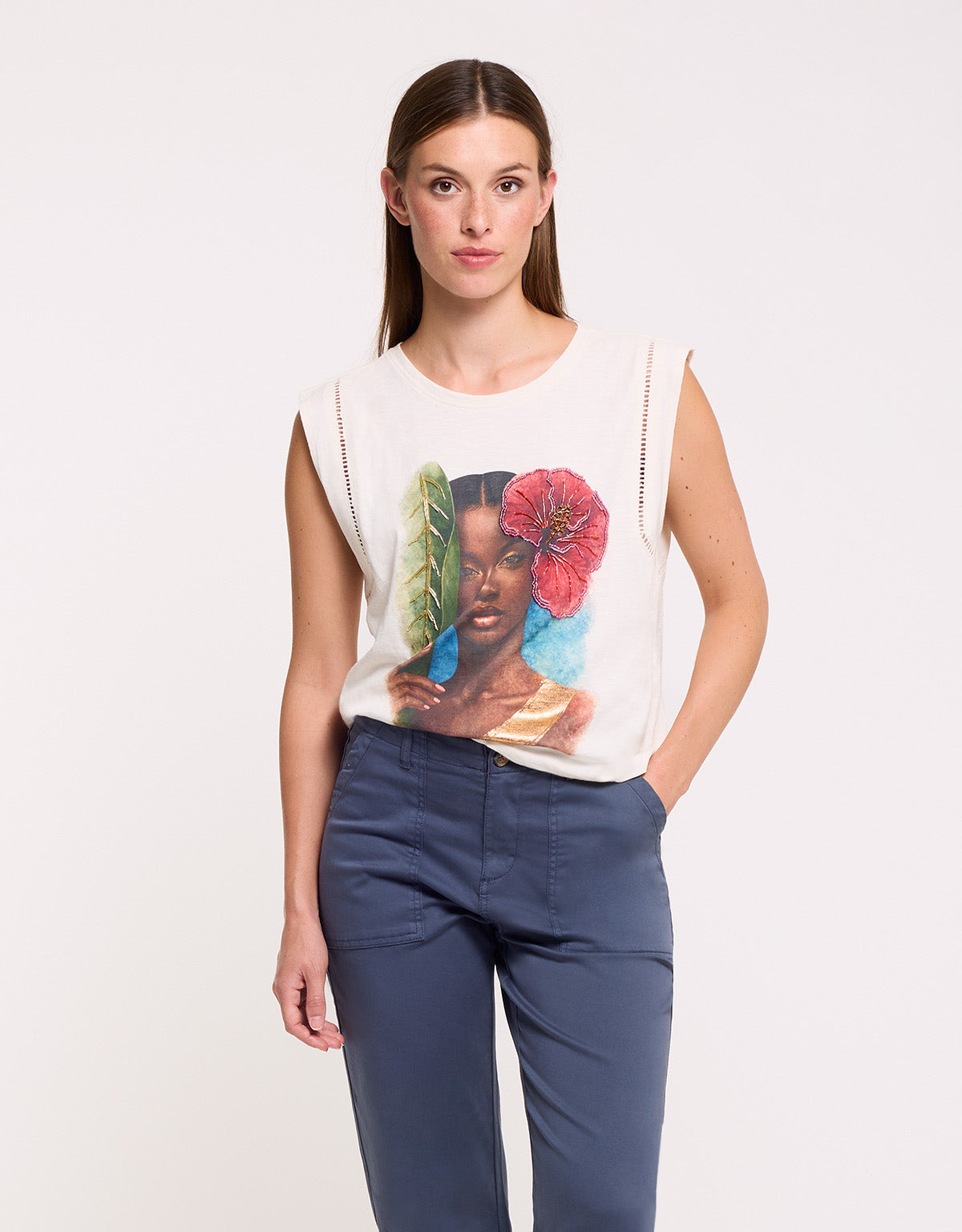 White Sleeveless Rhinestone T-Shirt - Zotiana