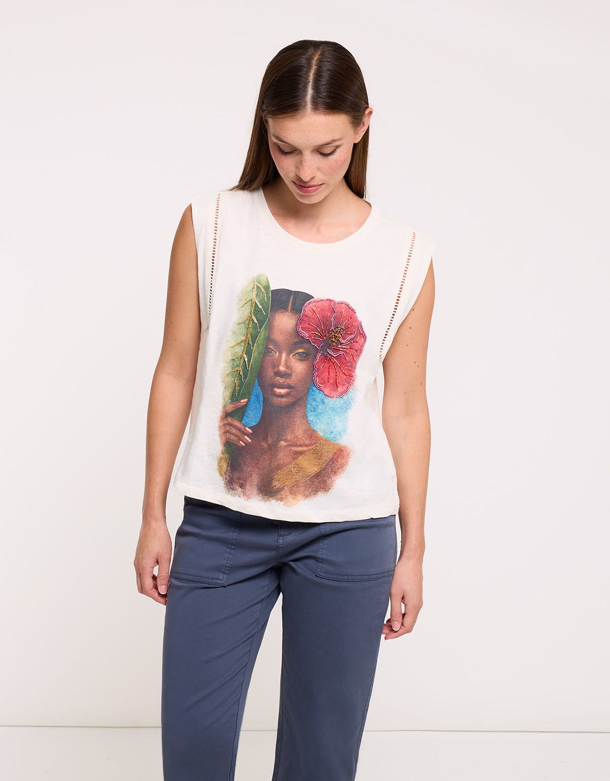 White Sleeveless Rhinestone T-Shirt - Zotiana