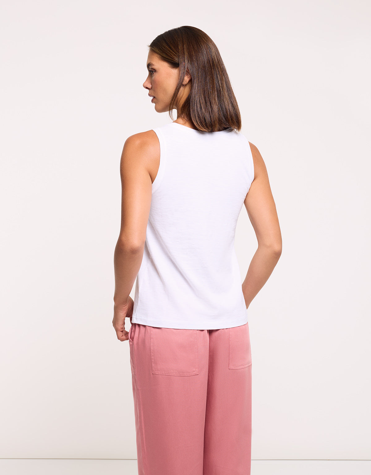 Sleeveless White Top - Lofan
