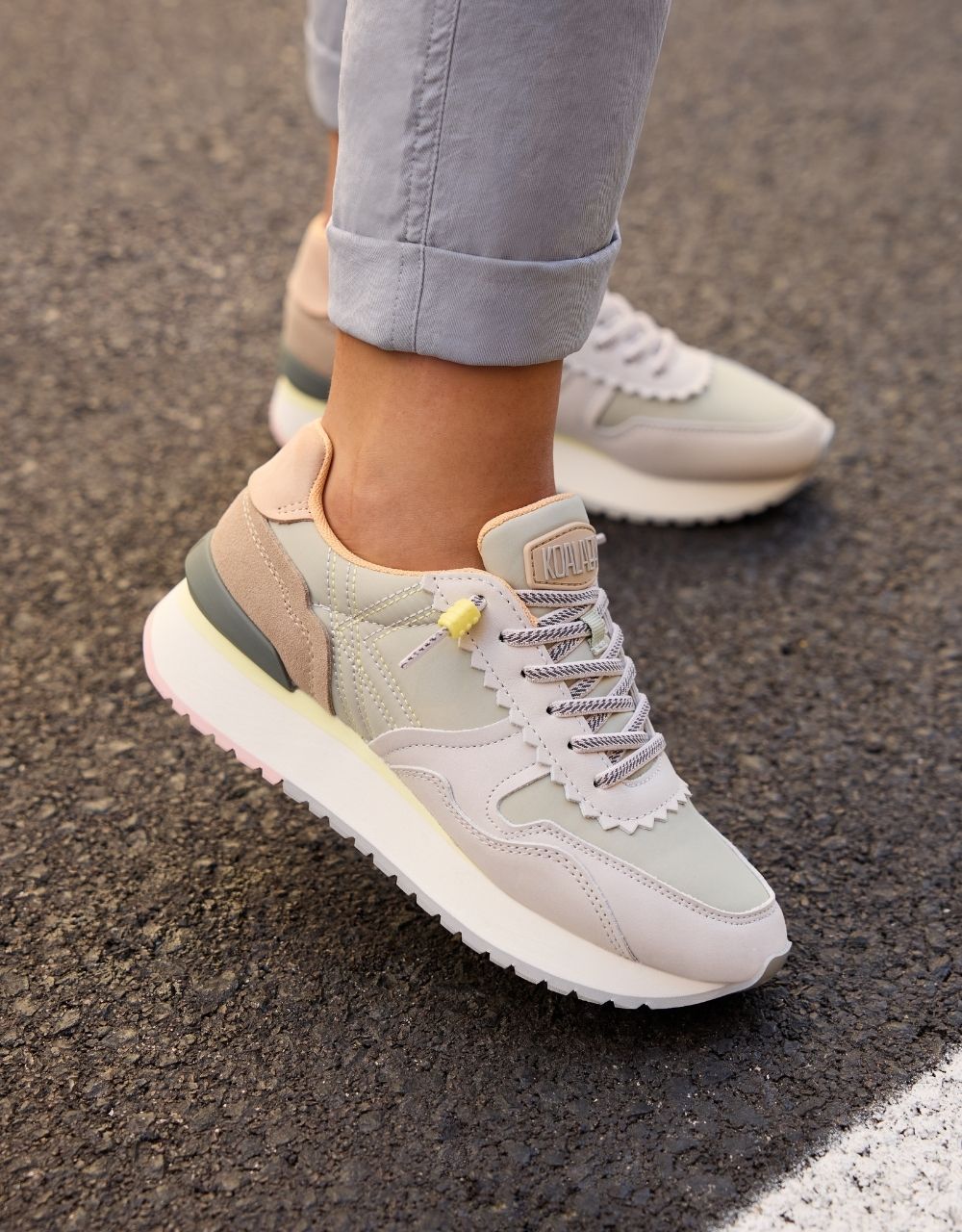 Light Khaki Sneaker Shoes - Mars
