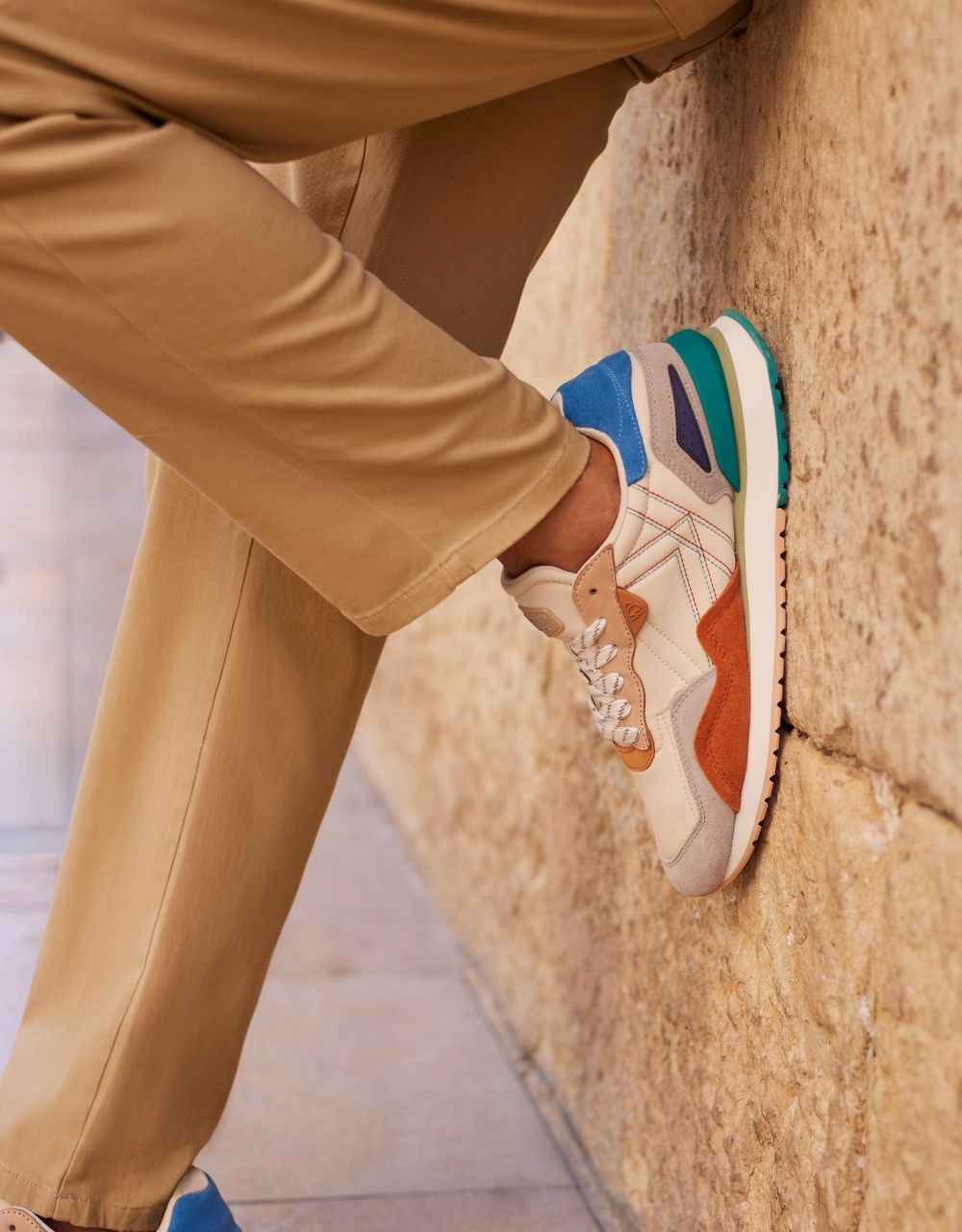 Beige Sneaker - Mars