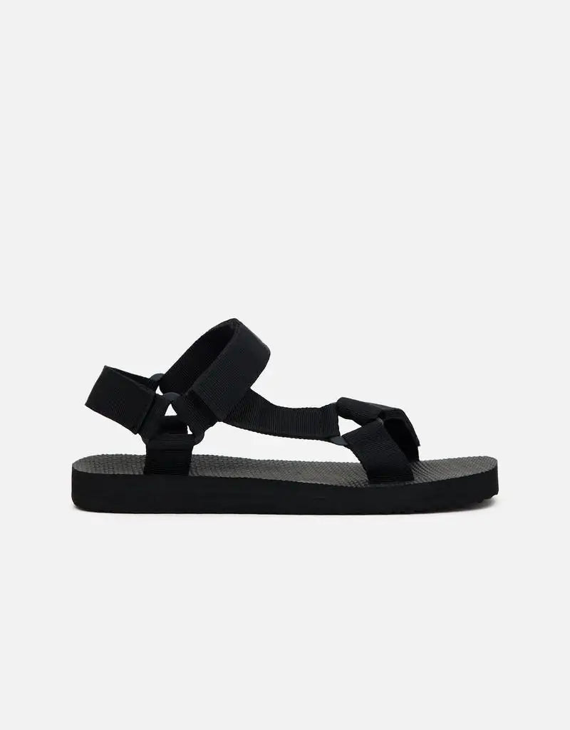 Cangrejera Trekking Woman Negro by Koala Bay